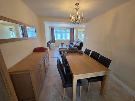 3 bedroom semi-detached house to rent - Photo 3