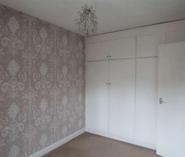 Padbury House, Inner Town Area, MK40 - Photo 3