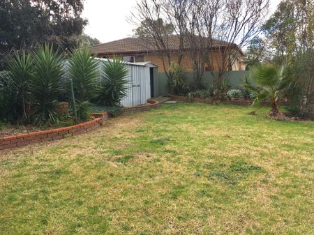 520 Mutsch Street, LAVINGTON NSW 2641 - Photo 2