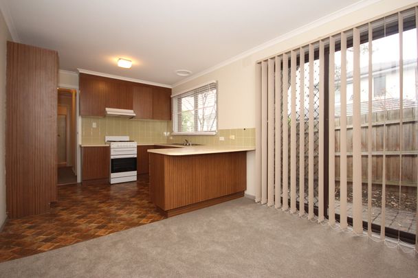 2/1 Wilson Street, Ringwood East - Photo 1