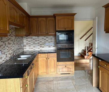 4 bedroom detached house to rent - Photo 6