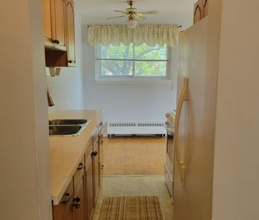 For Lease - 54 Rabbit Lane Unit# 3, Toronto, Ontario - Photo 6