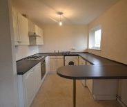 2 bed Flat for Rent - Photo 6