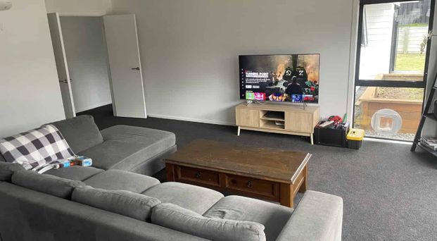 Awesome Family Home - Photo 1