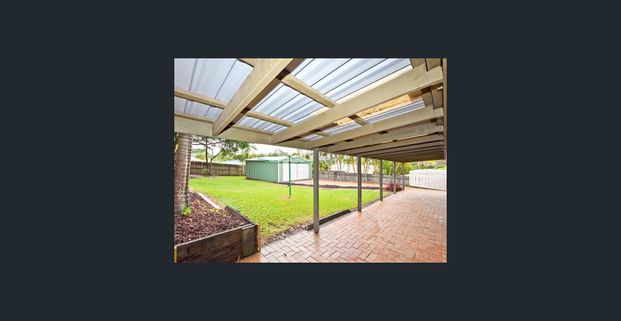 Lovely 3 Bedroom Low Set Home in the Heart of the Bayside - Photo 1