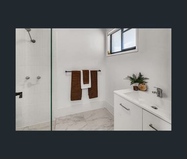 2/38 Blake Street, Southport, Qld 4215 - Photo 6