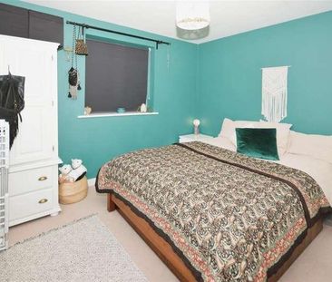 Schoolgate Drive, Morden, SM4 - Photo 5