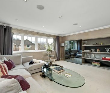 3 bedroom semi-detached house to rent - Photo 4