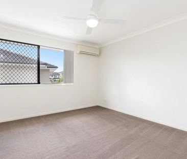 3 Bedroom Townhouse in Prime Location - Photo 3