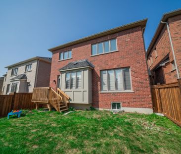 For Lease - 77 Kentledge Avenue, East Gwillimbury, Ontario - Photo 5