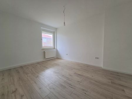 Frisch Saniert! Möbel rein! Zuhause! - Photo 2