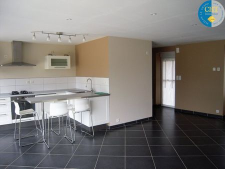 Location Maison 3 pièces 75m² PLELAN LE GRAND 35380 - Photo 4
