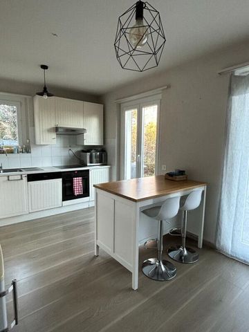 Chambre meublée à louer dans une belle villa au cur de Gland - Photo 5