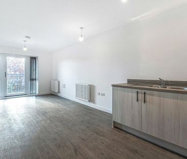 2 bedroom property to rent - Photo 2