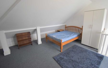Price £4,200 pcm - Available 01/07/2026 - Furnished - Photo 5