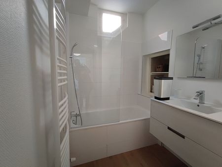 Location Appartement 2 pièces 44m² - Photo 3