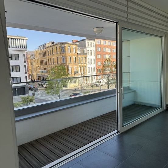 Appartement te huur - Photo 1