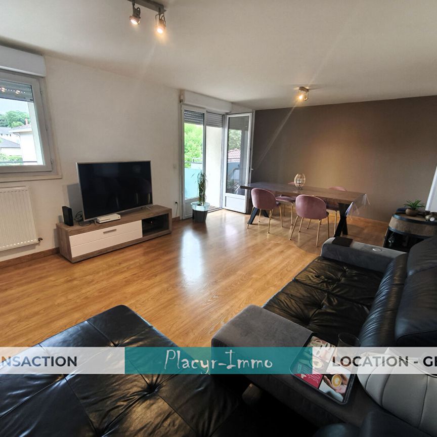 Location Appartement 3 pièces 77m² - Photo 1