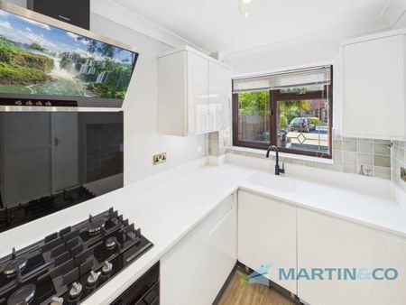 3 bedroom semi-detached house to rent - Photo 2