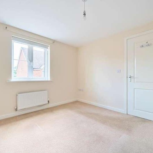 Oakwood Way, Botley, OX2 - Photo 1