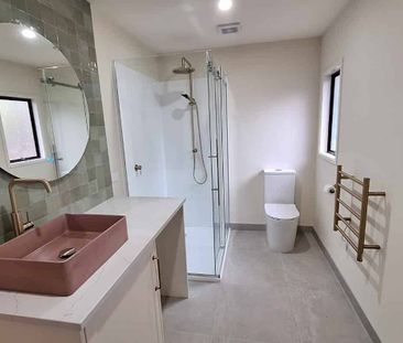 3 BEDROOM - HARBOUR RD - OHOPE - WHAKATANE - Photo 2