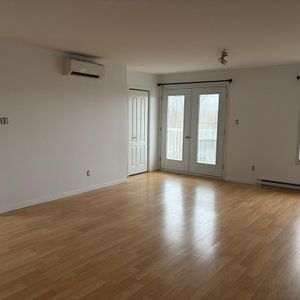 Loyer 5 1/2 disponible1 mai - Photo 2