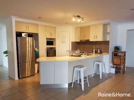 4 BEDROOM HOME EIMEO - Photo 5