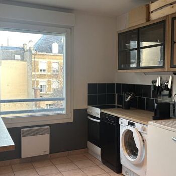 Appartement 3 pièces 76m2 REIMS 1 040 euros - Photo 1