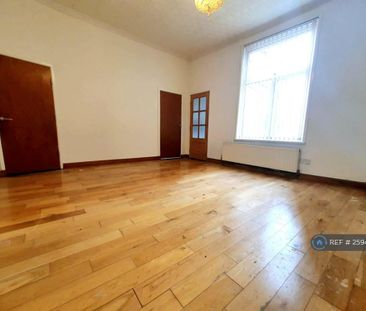 5 bedroom terraced house to rent - Photo 1
