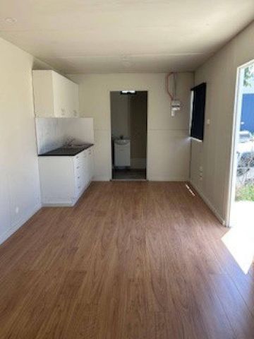 Headline Goes Here - Photo 3