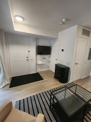 For Lease - 93 The Queensway N/A Unit# TH20, Toronto, Ontario - Photo 2