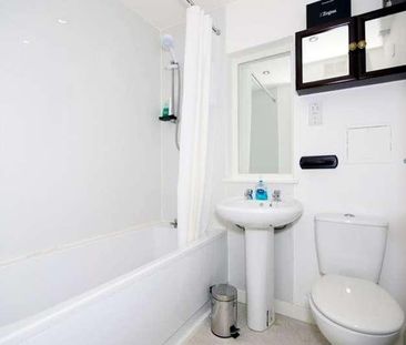 Picardy Court, Top Floor, AB10 - Photo 2