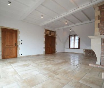 Ruim appartement op toplocatie te huur in Ieper - Photo 3