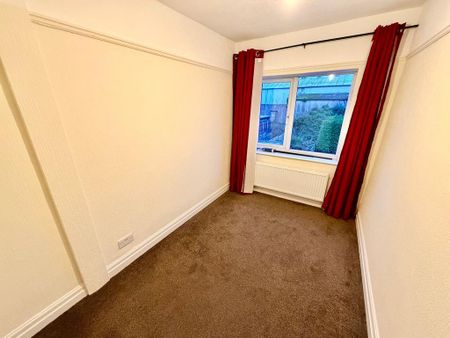 2 bedroom end of terrace house to rent - Photo 3
