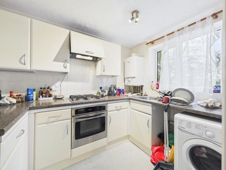 1 bedroom flat to rent - Photo 3