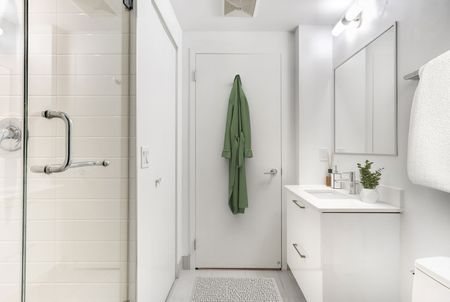 345 rue de la Gauchetière Ouest, Montréal, QC - Photo 2