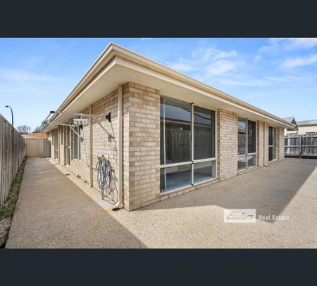 22 Rosbery Lane, Australind, WA 6233 - Photo 4
