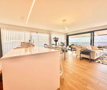 Modernes Penthouse mit 40 m² Terrasse und Panoramablick über Locarno - Photo 5