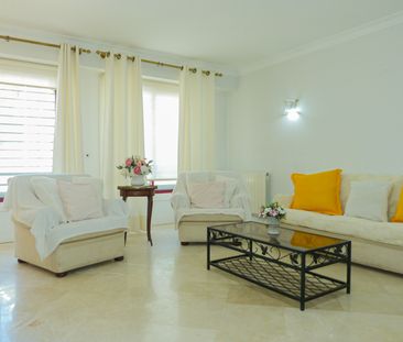 Apartamento T2 no Estoril, Mobilado, Condomínio Privado, frente aos Jardins do Casino Estoril - Photo 1