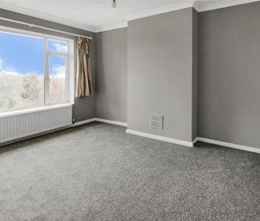 2 bedroom semi-detached bungalow to rent - Photo 2