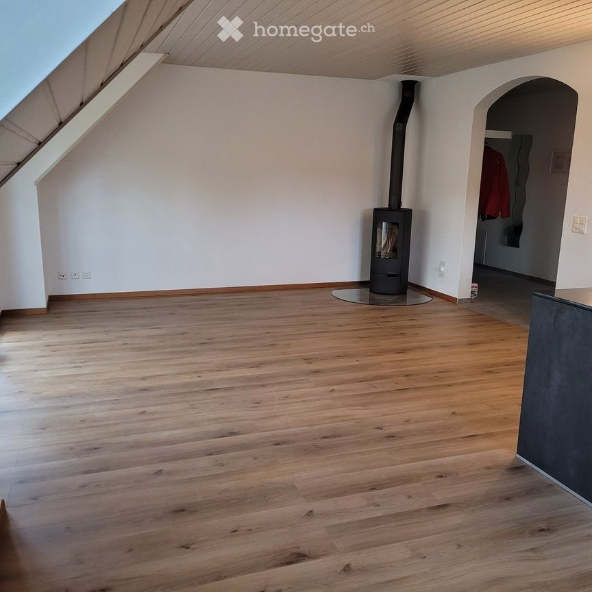 Dachwohnung mit Weitblick - Photo 1