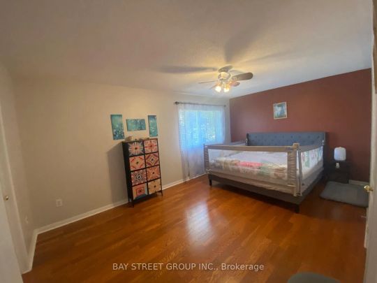 Detached Home For Lease | W9051238 - Photo 1