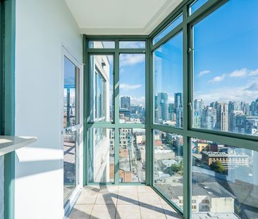 Spacious & Updated 2 BD & 2 BA in the Heart of Vibrant Downtown Van... - Photo 1