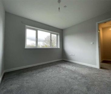 Cae Ffynnon, Ffordd Pen Y Ffridd, Bangor, LL57 - Photo 2