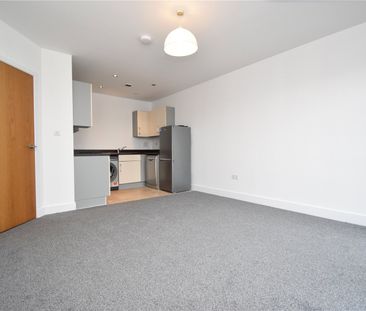 De Grey Road, Colchester, Essex, CO4 5TZ - Photo 3