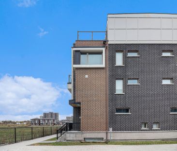 For Lease - 523 Ozawa Private, Manor Park - Cardinal Glen and Area,... - Photo 5