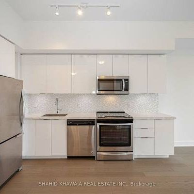 Parklawn/Lakeshore Gorgeous 1Bdrm Modern Great Location Open Concept - Photo 3