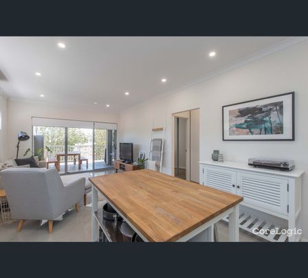 4/164 Baden Street, Joondanna, WA 6060 - Photo 1