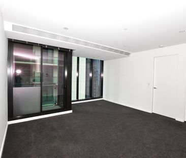 2412/601 Little Lonsdale Street - Photo 3