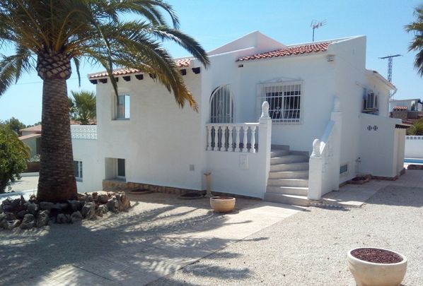 Unfurnished Detached Villa in Bello Horizonte La Nucia For Long Term Rental - Photo 1